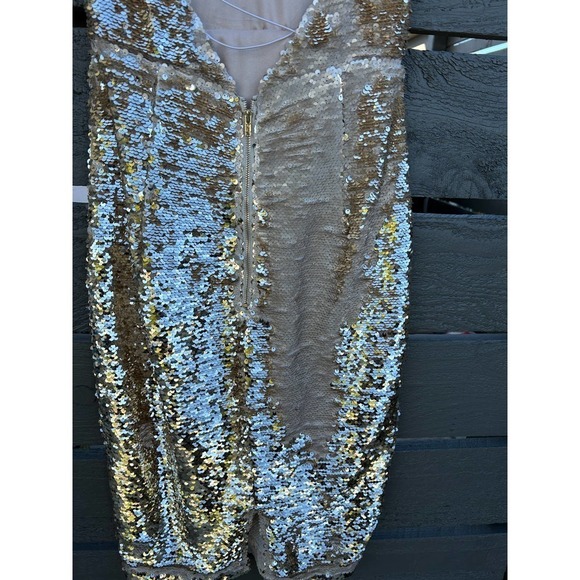 ASTR the Label Two Way Flippy Gold Sequin Mini Dress w/ Spaghetti Straps sz XS - Picture 6 of 9
